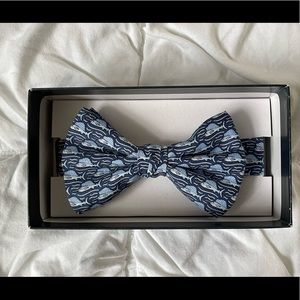 Boys Vineyard Vines Marlin Leap Bow Tie